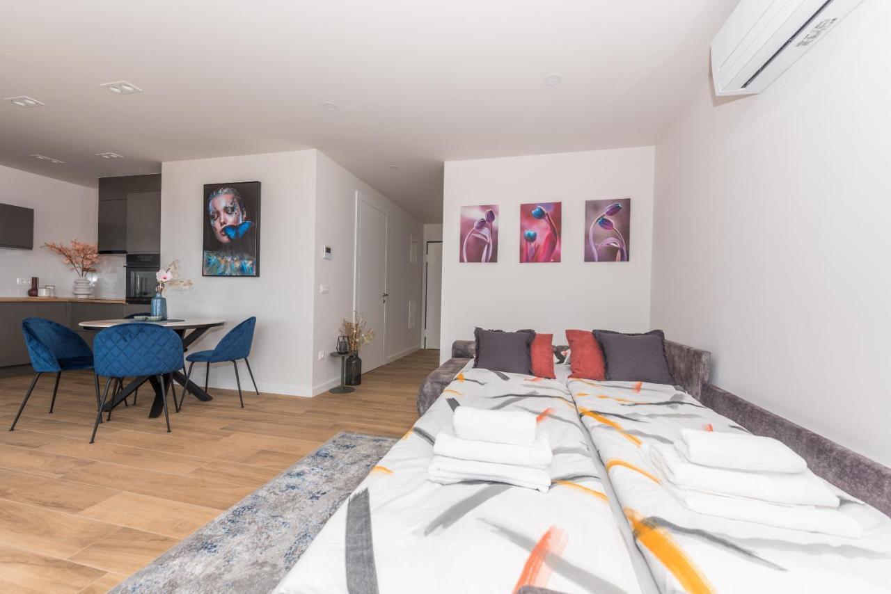 Luxury Adria Sea & City View Apartment Макарска Экстерьер фото