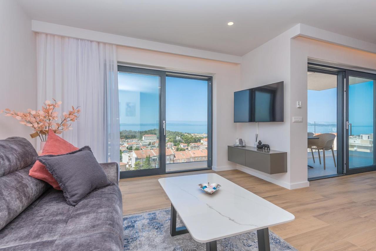 Luxury Adria Sea & City View Apartment Макарска Экстерьер фото