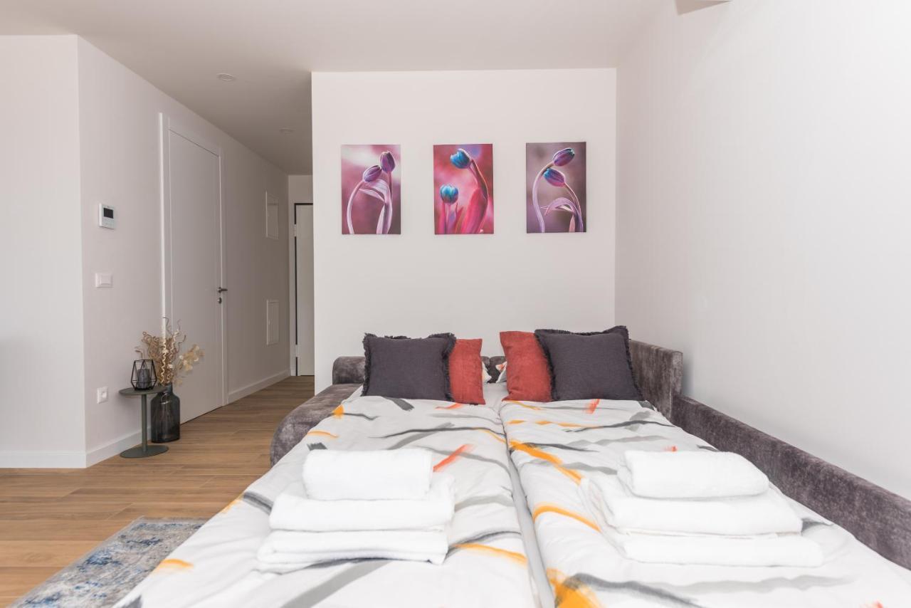 Luxury Adria Sea & City View Apartment Макарска Экстерьер фото